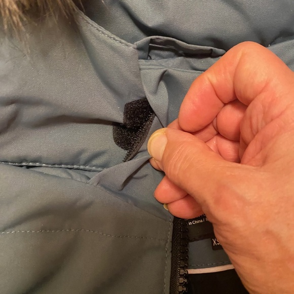 NOIZE quilted winter coat in light blue with faux fur hood trim, size XS - Picture 12 of 13